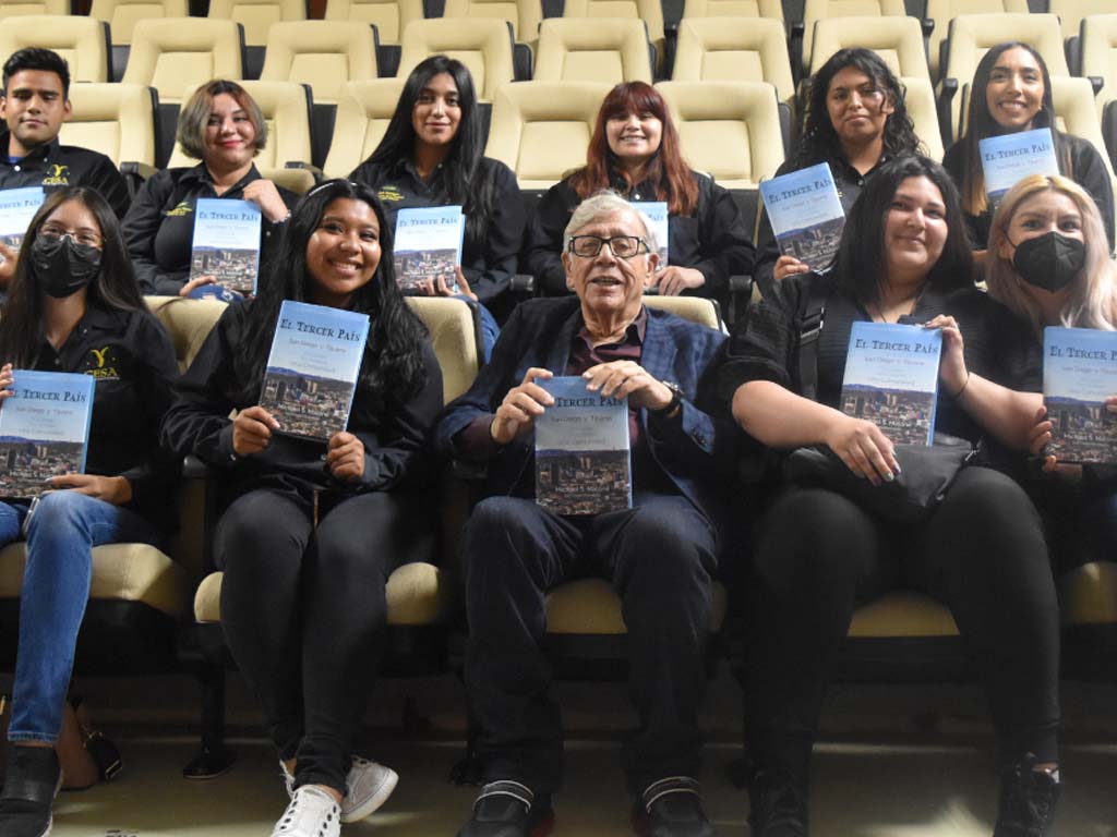 Apoya Tijuana Innovadora con 200 libros a comunidad estudiantil de UABC