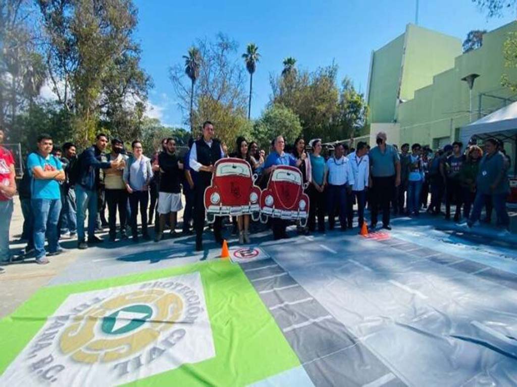 Ayuntamiento de Tijuana lleva programa "Si Bebes no Manejes" a estudiantes del ITT