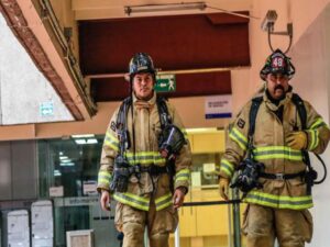 Bomberos de Tijuana se refuerzan por sismo en México