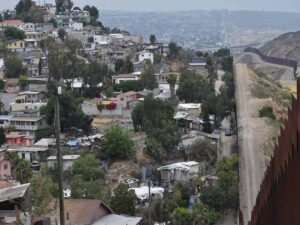 Puente elevado entre el Aeropuerto y playas de Tijuana sin fecha de inicio