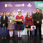 Estudiantes participando en el concurso de oratoria CESPT sobre el cuidado del agua