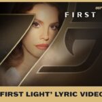 Lana Del Rey promocionando el tema First Light para el nuevo videojuego de James Bond