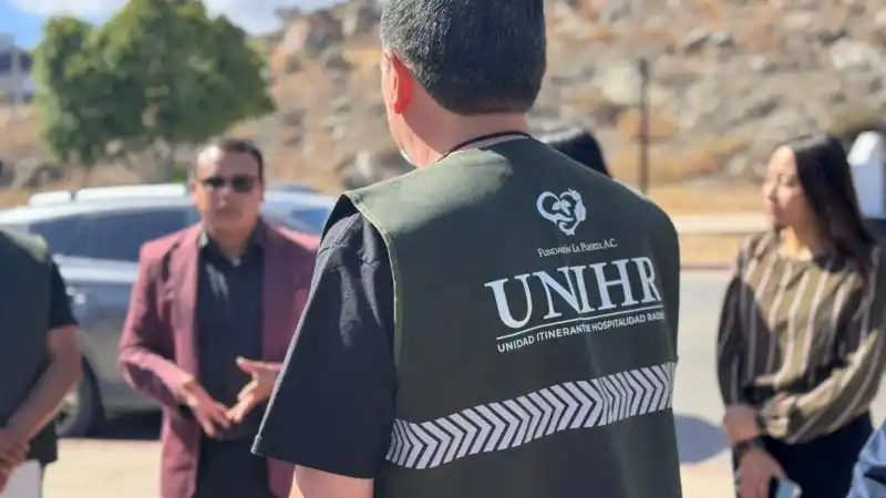 Autoridades municipales y representantes de organismos internacionales coordinan la atención a migrantes en Tecate.
