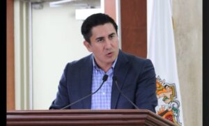 Autoridades legislativas discuten nuevas leyes contra el robo de autopartes en Baja California