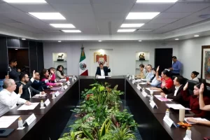 Autoridades municipales durante la sesión del Consejo de Paz y Justicia Cívica Tijuana
