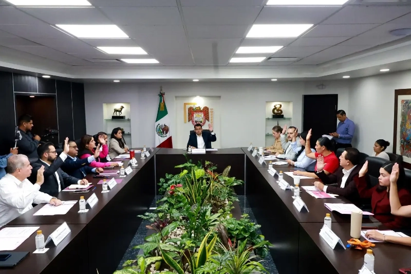 Autoridades municipales durante la sesión del Consejo de Paz y Justicia Cívica Tijuana