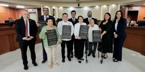 Diputados de la XXV Legislatura durante la Sesión Solemne por el Día del Constituyente Baja California